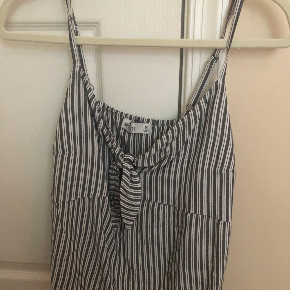 Grey front tie top